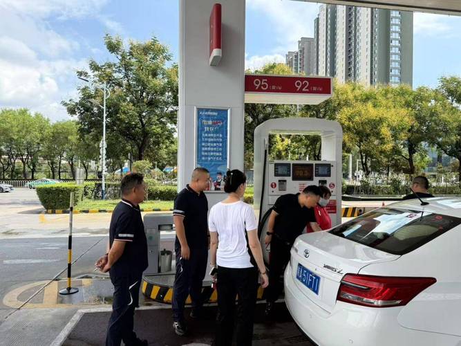 咸阳市生态环境局高新分局强化加油站大气污染防治监管